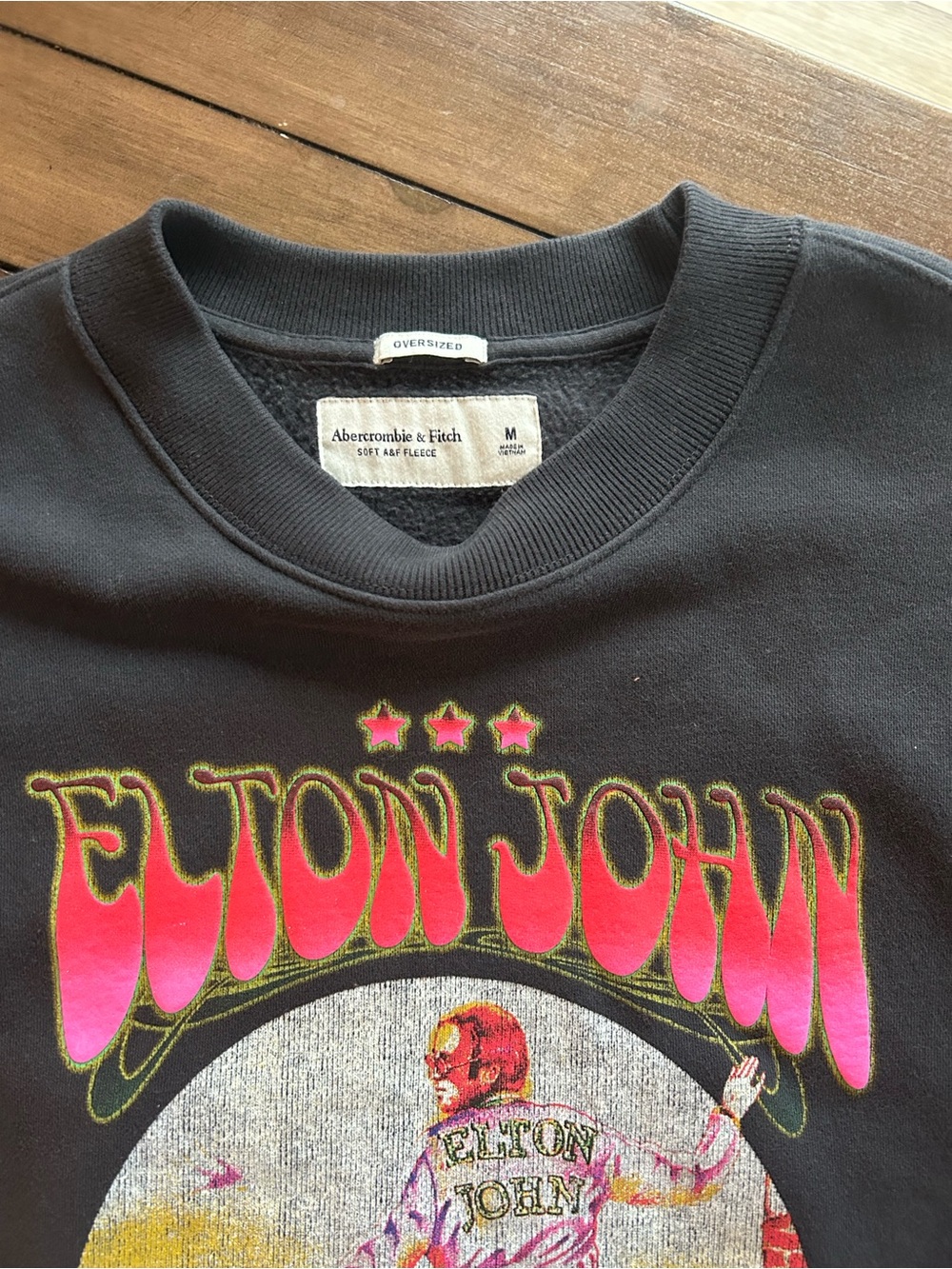 Abercrombie & Fitch Oversized Gray Elton John Glittery Crewneck Sweatshirt M - Picture 4 of 7